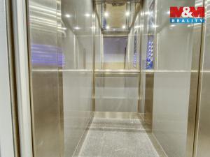 Prodej bytu 2+1, Cheb, Boženy Němcové, 61 m2