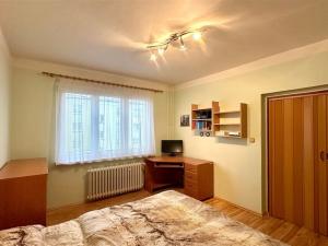 Prodej bytu 2+1, Cheb, Kosmonautů, 51 m2