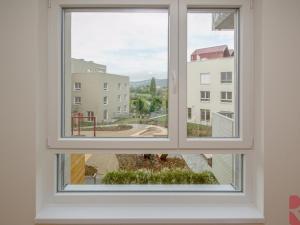 Pronájem bytu 2+kk, Praha - Modřany, Kolmanova, 61 m2