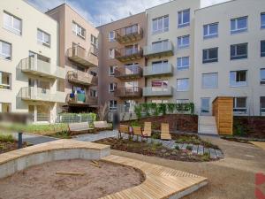 Pronájem bytu 2+kk, Praha - Modřany, Kolmanova, 61 m2