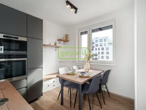 Pronájem bytu 3+kk, Praha, Honzíkova, 86 m2