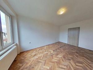 Pronájem bytu 2+1, Jihlava, Pavlovova, 56 m2