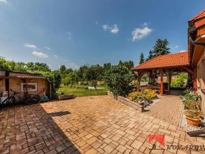 Prodej rodinného domu, Černuc, 126 m2