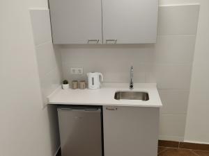 Pronájem obchodního prostoru, Příbram, Riegrova, 32 m2