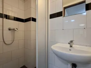 Pronájem bytu 1+1, Dobruška, Šubertovo nám., 28 m2