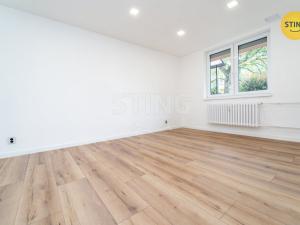 Pronájem bytu 2+1, Ostrava, U Parku, 54 m2