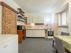 Prodej rodinného domu, Smečno, Slánská, 258 m2