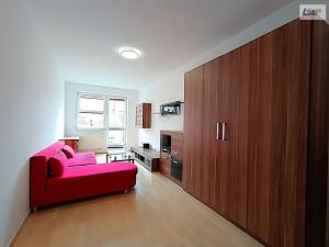 Pronájem bytu 1+1, Příbram - Příbram II, Střelecká, 43 m2