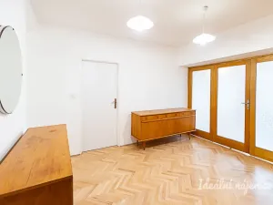 Pronájem bytu 4+kk, Praha - Podolí, Jeremenkova, 94 m2