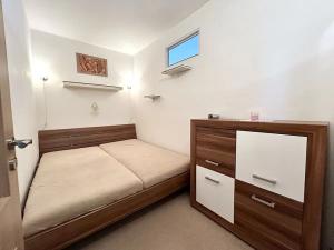 Prodej bytu 3+1, Hradec Králové, třída Edvarda Beneše, 99 m2