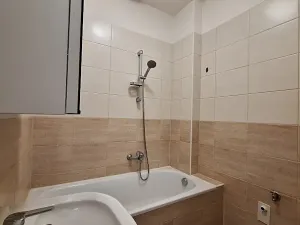 Pronájem bytu 2+kk, Praha - Vršovice, Rybalkova, 45 m2