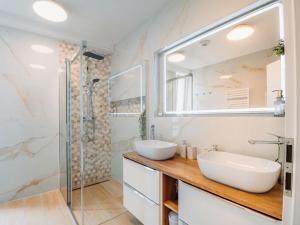 Prodej bytu 2+kk, Praha, Bořivojova, 101 m2