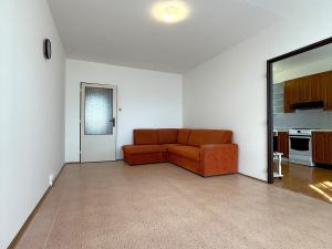 Pronájem bytu 3+1, Praha, Pískovcová, 66 m2