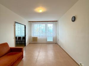 Pronájem bytu 3+1, Praha, Pískovcová, 66 m2