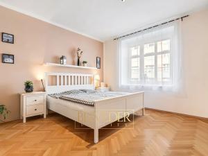 Prodej bytu 4+1, Teplice, Metelkovo náměstí, 120 m2