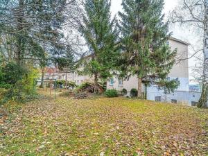 Pronájem bytu 1+1, Praha - Prosek, Nad Krocínkou, 50 m2