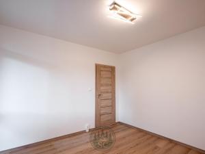 Prodej bytu 3+1, Sokolov, Švabinského, 66 m2