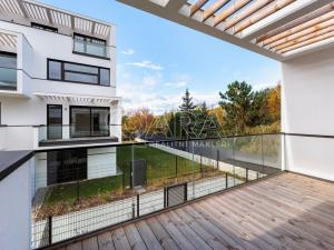 Pronájem bytu 2+kk, Praha - Troja, Pod Hrachovkou, 61 m2