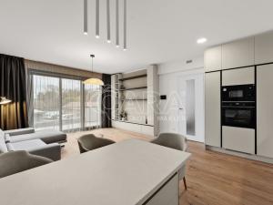 Pronájem bytu 2+kk, Praha - Troja, Pod Hrachovkou, 55 m2