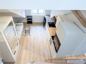 Pronájem bytu 1+kk, Praha - Záběhlice, Za návsí, 26 m2