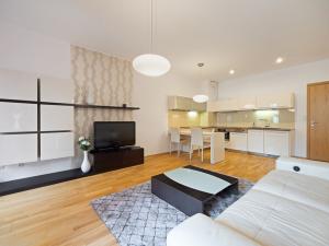 Pronájem bytu 2+kk, Ostrava - Moravská Ostrava, Biskupská, 65 m2