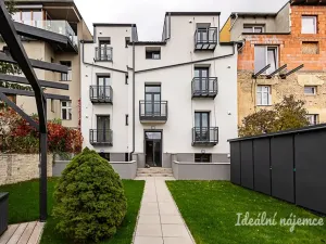 Pronájem bytu 1+kk, Praha - Záběhlice, Za návsí, 29 m2