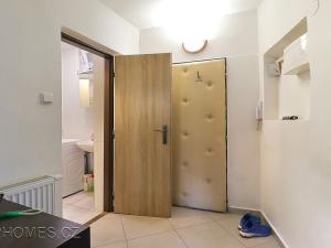 Pronájem bytu 2+1, Praha - Nové Město, Na Moráni, 62 m2