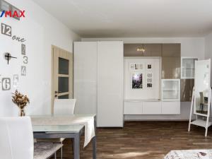 Pronájem bytu 1+kk, Praha - Letňany, Letovská, 34 m2