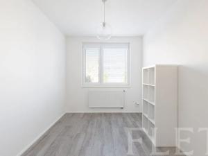 Pronájem bytu 4+kk, Praha - Střížkov, Zakšínská, 108 m2