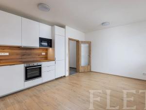 Pronájem bytu 1+kk, Praha - Košíře, Fabiánové, 30 m2