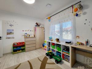 Prodej rodinného domu, Hrádek, 165 m2