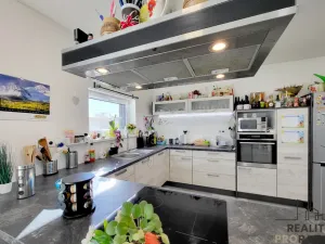 Prodej rodinného domu, Hrádek, 165 m2