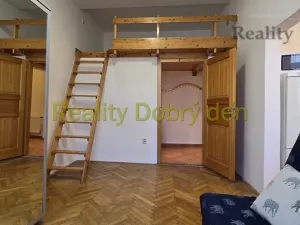 Prodej bytu 2+1, Opava, Zacpalova, 71 m2