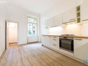 Pronájem bytu 2+1, Praha - Vinohrady, U Havlíčkových sadů, 90 m2