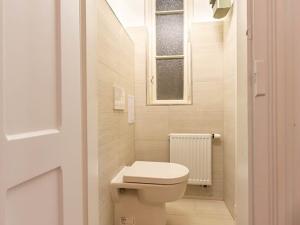 Pronájem bytu 2+1, Praha - Vinohrady, U Havlíčkových sadů, 90 m2