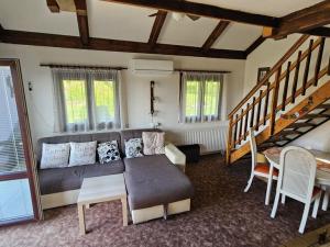 Prodej chaty, Klučenice - Voltýřov, 110 m2