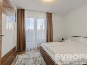 Prodej bytu 3+kk, Praha - Kobylisy, Ke Stírce, 77 m2