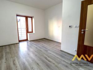 Pronájem bytu 2+kk, Pardubice - Zelené Předměstí, K Višňovce, 58 m2