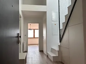 Pronájem bytu 2+kk, Praha - Prosek, Prosecká, 99 m2