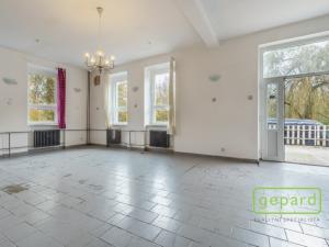 Prodej apartmánu, Sokolov, Svatopluka Čecha, 596 m2