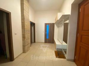 Pronájem bytu 2+kk, Hradec Králové, Komenského, 65 m2