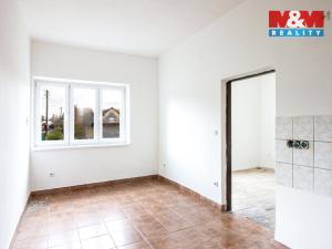 Prodej bytu 2+1, Újezd pod Troskami, 65 m2