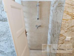 Pronájem bytu 4+1, Praha - Bubeneč, Ovenecká, 110 m2