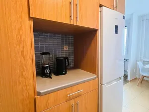 Pronájem bytu 3+1, Praha - Troja, Svídnická, 68 m2