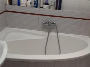 Pronájem bytu 3+1, Praha - Letňany, Kuželova, 78 m2