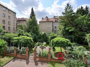 Pronájem bytu 1+1, Praha - Podolí, Sinkulova, 27 m2