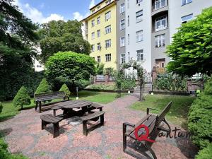 Pronájem bytu 1+1, Praha - Podolí, Sinkulova, 27 m2