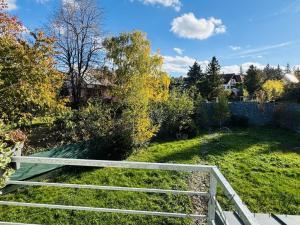 Pronájem bytu 2+kk, Mníšek pod Brdy, U Kolejí, 45 m2