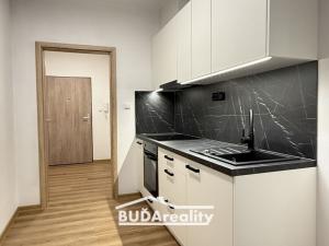 Pronájem bytu 2+kk, Otrokovice, tř. Osvobození, 40 m2