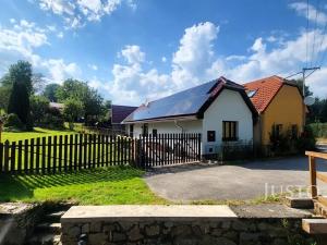 Prodej rodinného domu, Lhenice, 61 m2